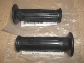 4x4-26241-00-00 Yamaha Unused Oem Handle Grips Y Zinger 50 Pw50 Pw All Years 1981 1982