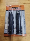 Avon Grips AIR-90-AN-FL-GA Gatlin Cushioned Tbw Black New. Price: $65.00.