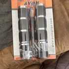 Avon Grips IN-S-AIR-90C-H Cushioned Chrome New. Price: $79.99.