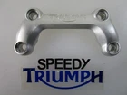 Triumph Street Twin 900 Speed Top Handlebar Clamp 22.2 Mm T2041364 Used. Price: $37.56.