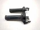 20-25 Bmw F900R Heated Throttle Tube And Grips 8552120-01 Used. Price: $499.57.